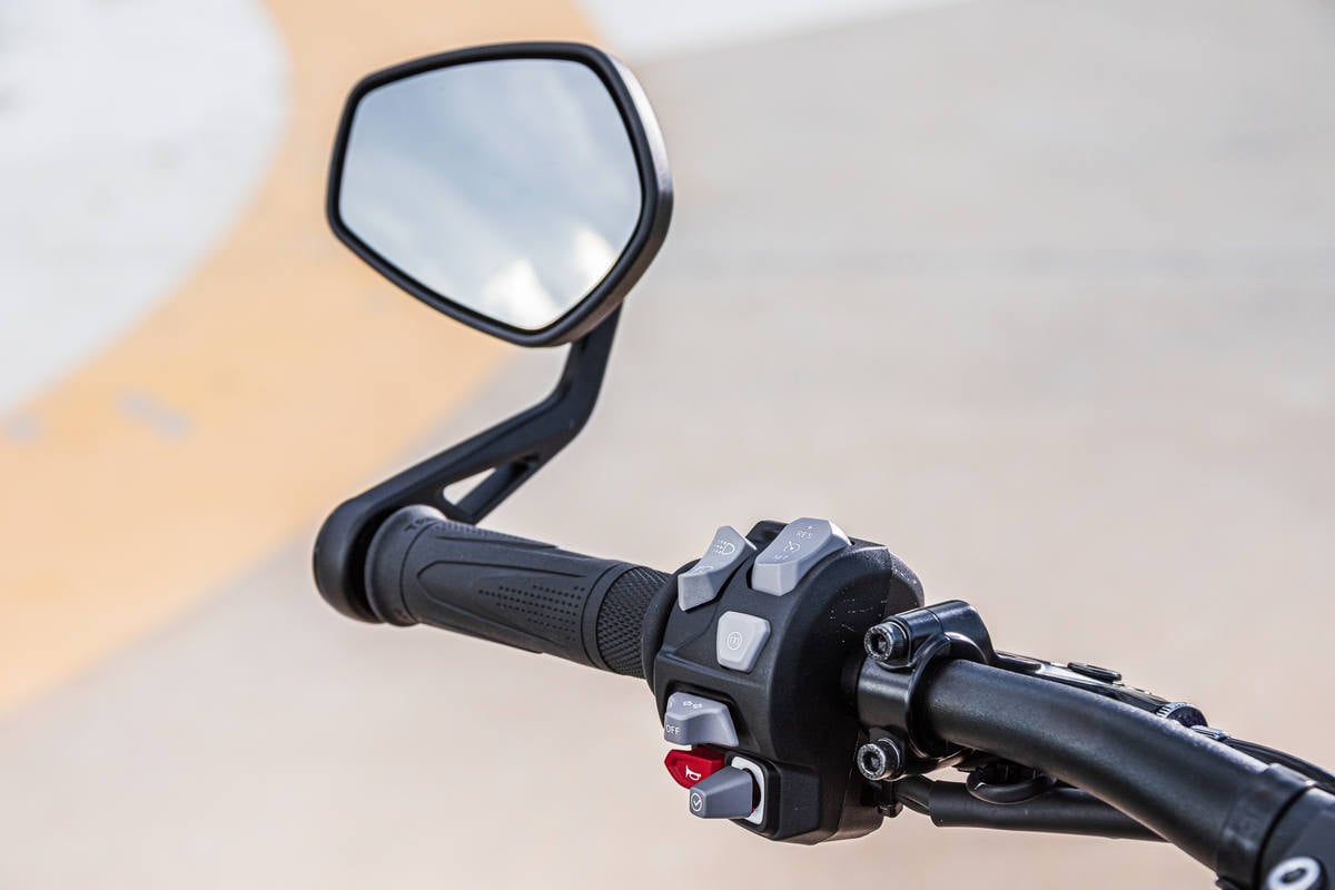 Prueba Triumph Speed Triple 1200 RS: la Superbike sin carenado Prueba Triumph Speed Triple 1200 RS: la Superbike sin carenado
