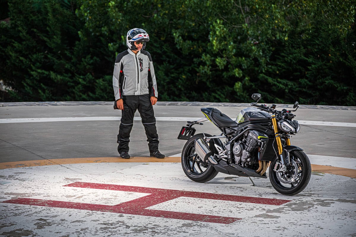 Prueba Triumph Speed Triple 1200 RS: la Superbike sin carenado Prueba Triumph Speed Triple 1200 RS: la Superbike sin carenado