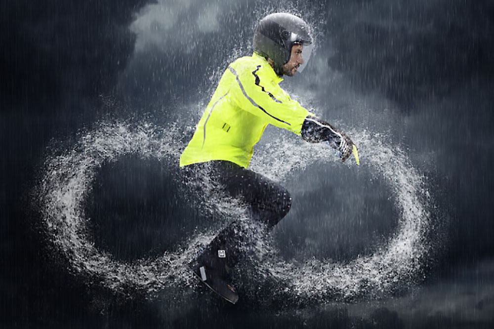 conjunción mezcla conducir El casco de la moto y la lluvia: 6 consejos para no perder visibilidad |  Moto1Pro