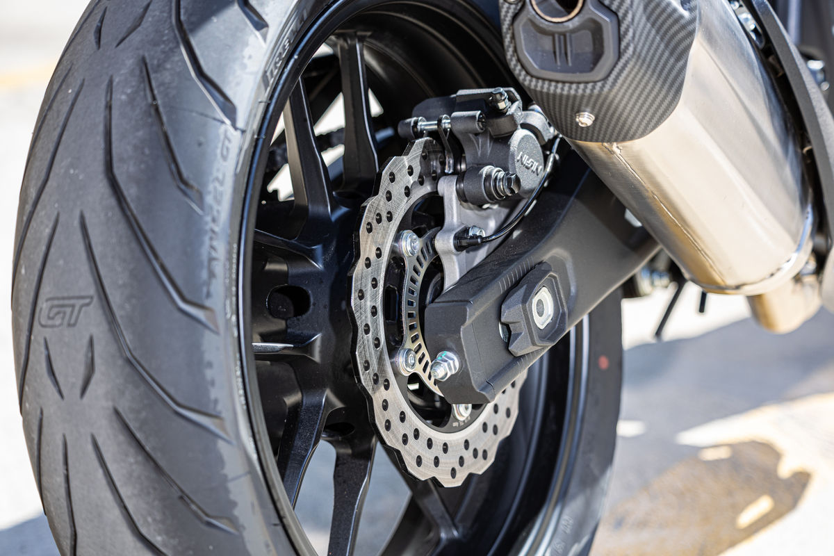 Prueba Voge 625 R: la naked 500 ¡Vitaminada!