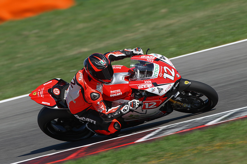 Primer podio de la temporada para Xavi Fores en Superbike Primer podio de la temporada para Xavi Fores en Superbike