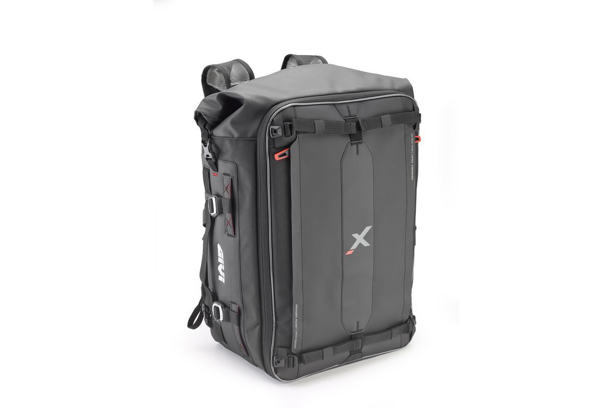X- Line: la nueva línea de bolsas blandas de Givi