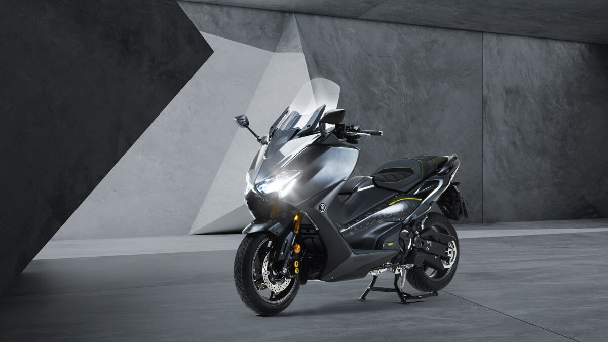 Yamaha TMAX 20 aniversario