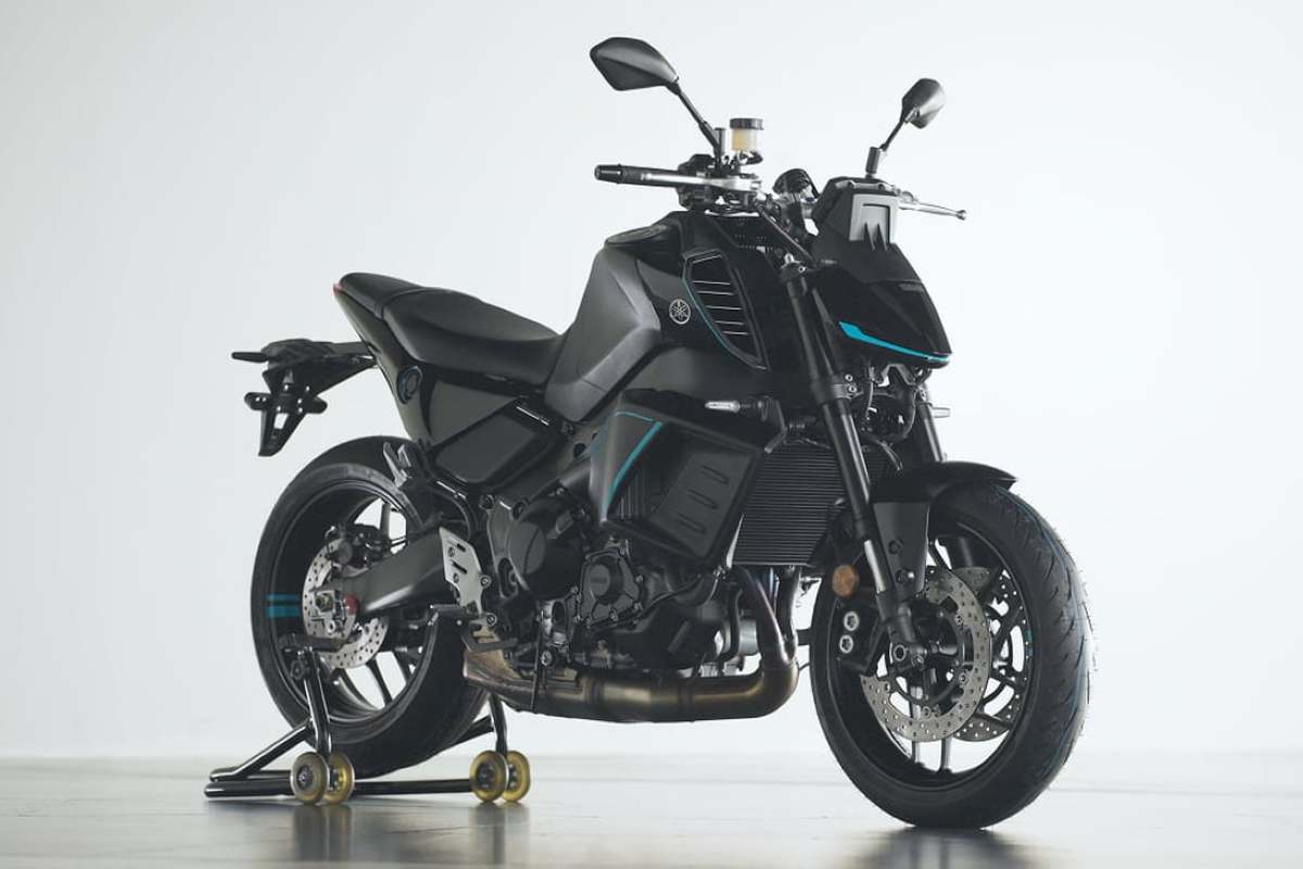 Sorpresas Yamaha: una MT07 híbrida enchufable, un scooter de hidrógeno y más