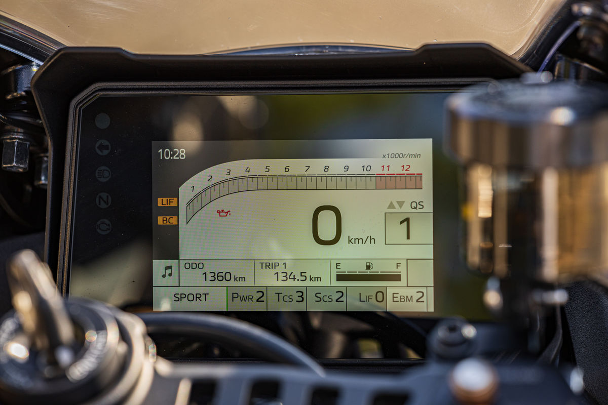 Probamos la Yamaha R9 2026: La nueva referencia como deportiva popular Probamos la Yamaha R9 2026: La nueva referencia como deportiva popular