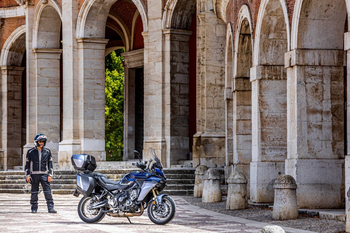 Prueba Yamaha Tracer 9 GT+ 2025: la moto más inteligente