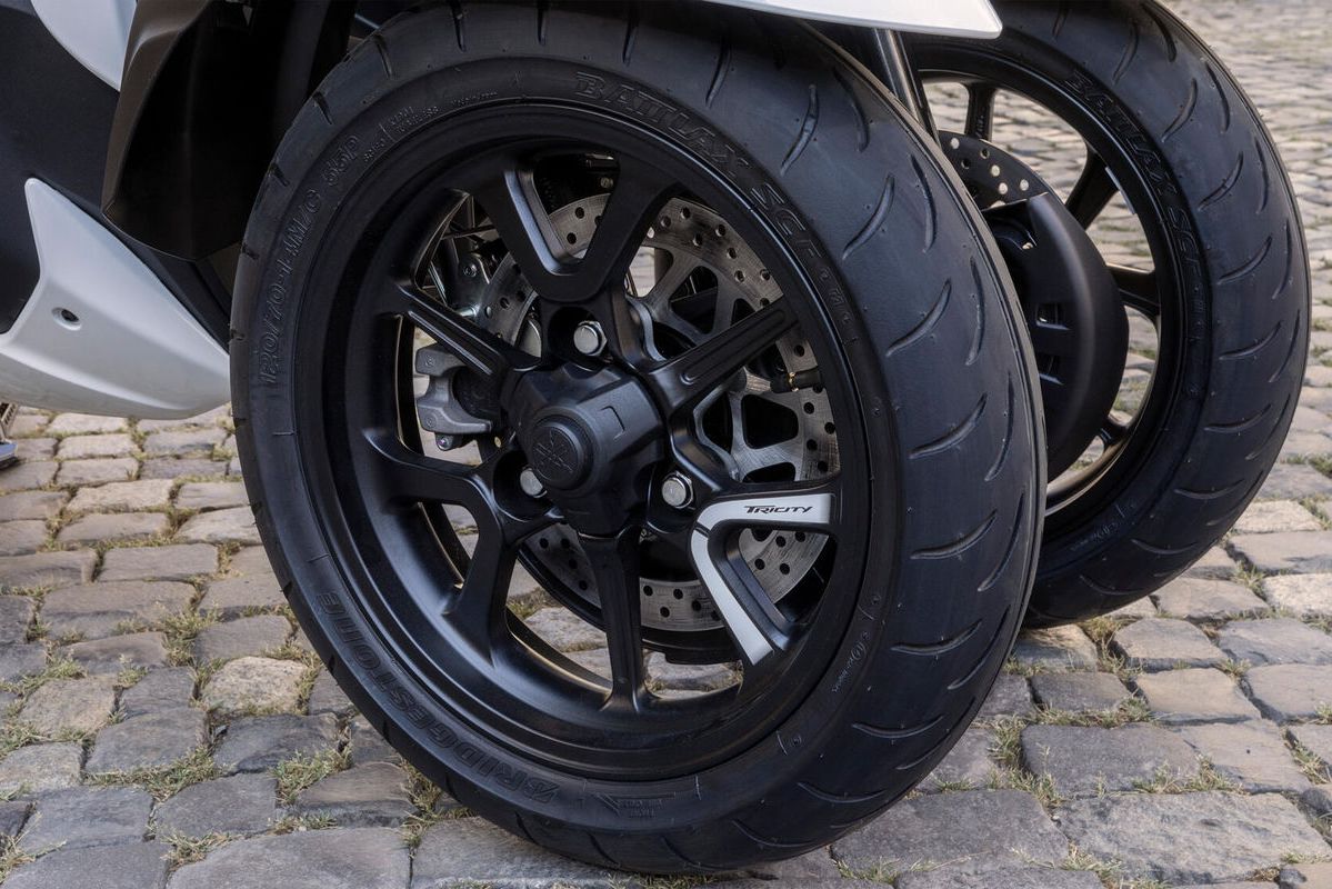 Yamaha Tricity 300: ¿el scooter más seguro para moverse por la ciudad?